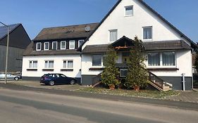 Pension A44 Niederelsungen